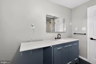 2448 Amber St, Philadelphia, PA 19125 - Photo 33