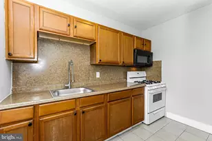 900 Marcella St, Philadelphia, PA 19124 - Photo 7