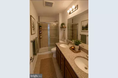 113 N Bread Street #3F3, Philadelphia, PA 19106 - Photo 5