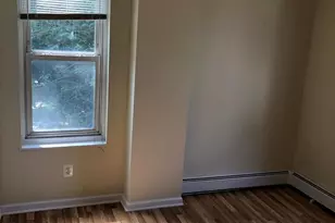 247 Green Ln, Philadelphia, PA 19128 - Photo 7