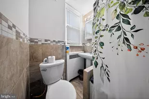 5784 Nassau Rd, Philadelphia, PA 19131 - Photo 27
