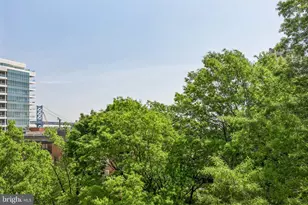 200 Locust St, Philadelphia, PA 19106 - Photo 13