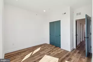 415 W York St, Philadelphia, PA 19133 - Photo 13
