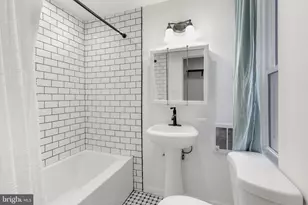 618 N 40th St, Philadelphia, PA 19104 - Photo 5