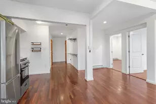 618 N 40th St, Philadelphia, PA 19104 - Photo 9