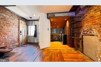 400 S 2nd Street #404B, Philadelphia, PA 19147 - Photo 11
