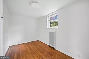 184 E Willow Grove Ave, Philadelphia, PA 19118 - Photo 11