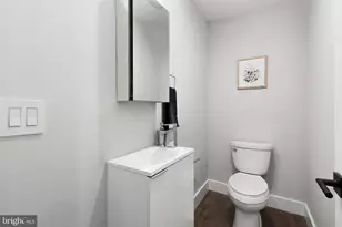 1321 S Woodstock St, Philadelphia, PA 19146 - Photo 9