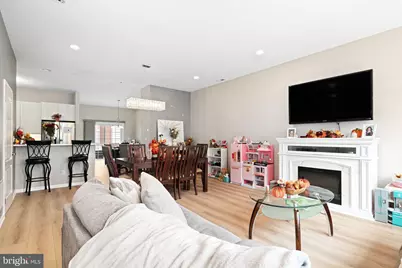 3202 Pietro Way, Philadelphia, PA 19145 - Photo 3