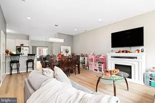 3202 Pietro Way, Philadelphia, PA 19145 - Photo 3