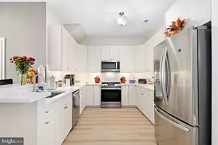 3202 Pietro Way, Philadelphia, PA 19145 - Photo 5