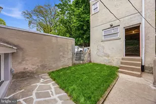 325 Leverington Ave, Philadelphia, PA 19128 - Photo 23