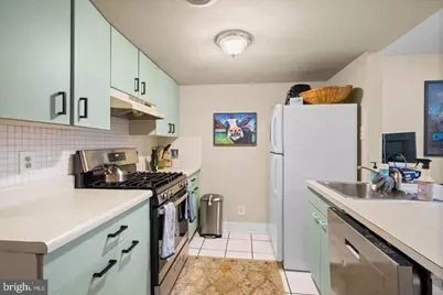 758 S 19th Street #1, Philadelphia, PA 19146 - Photo 3