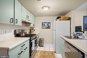 758 S 19th St, Philadelphia, PA 19146 - Photo 3