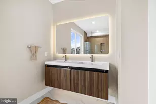 1032 S Randolph St, Philadelphia, PA 19147 - Photo 19