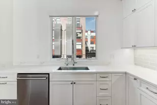 138 S Front St, Philadelphia, PA 19106 - Photo 17