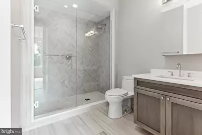 138 S Front Street, Philadelphia, PA 19106 - Photo 5