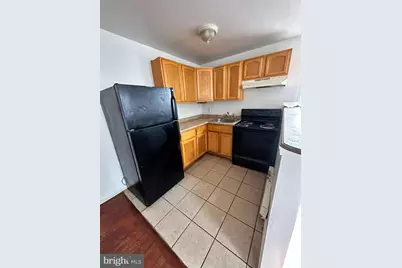 1811 W Montgomery Avenue, Philadelphia, PA 19121 - Photo 5