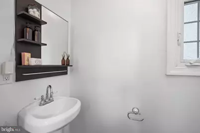 17 W Phil Ellena Street, Philadelphia, PA 19119 - Photo 29