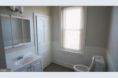 1900 S 18th Street #3RD FL, Philadelphia, PA 19145 - Photo 13