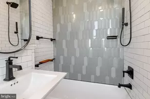 1324 Locust St, Philadelphia, PA 19107 - Photo 15