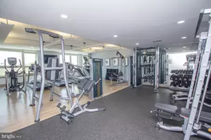 717 S Christopher Columbus Blvd S, Philadelphia, PA 19147 - Photo 27