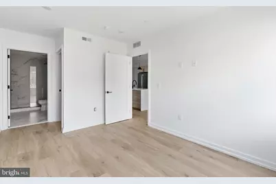 208 Vine Street #2A, Philadelphia, PA 19106 - Photo 11