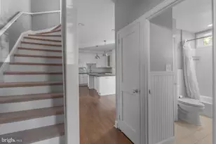 40 W Southampton Ave, Philadelphia, PA 19118 - Photo 7