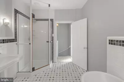 40 W Southampton Avenue, Philadelphia, PA 19118 - Photo 27