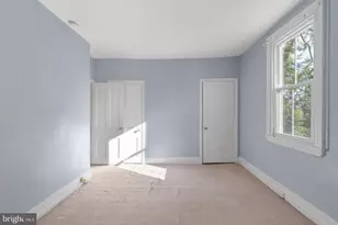40 W Southampton Ave, Philadelphia, PA 19118 - Photo 25