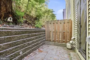 218 Fountain St, Philadelphia, PA 19128 - Photo 31