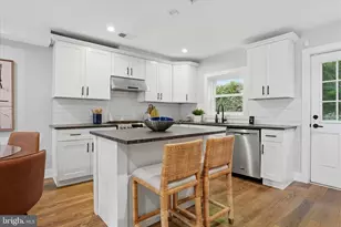 218 Fountain St, Philadelphia, PA 19128 - Photo 13