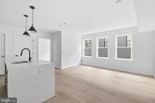 208 Vine St, Philadelphia, PA 19106 - Photo 7