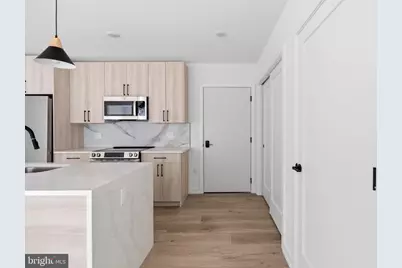 208 Vine Street #2C, Philadelphia, PA 19106 - Photo 3