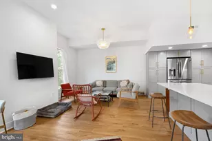 1119 Pine St, Philadelphia, PA 19107 - Photo 7
