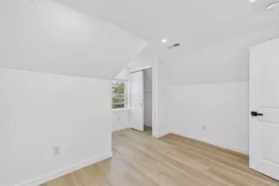3205 Summer St, Philadelphia, PA 19104 - Photo 5