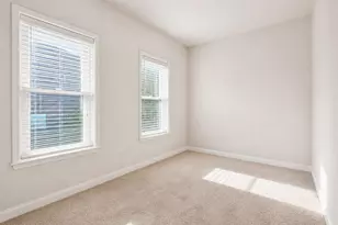 2329 S American St, Philadelphia, PA 19148 - Photo 11