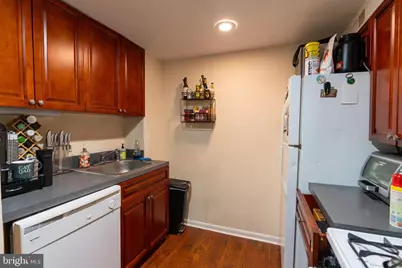 1026 S Randolph Street #2ND FL, Philadelphia, PA 19147 - Photo 5