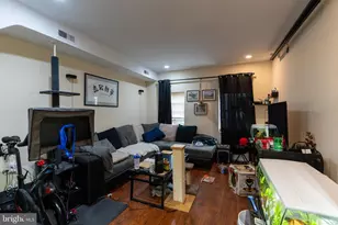 1026 S Randolph St, Philadelphia, PA 19147 - Photo 9