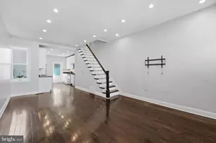 308 Roseberry St, Philadelphia, PA 19148 - Photo 3