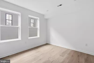 208 Vine Street #2E, Philadelphia, PA 19106 - Photo 9
