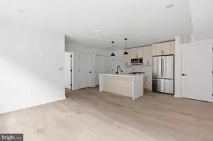 208 Vine St, Philadelphia, PA 19106 - Photo 5