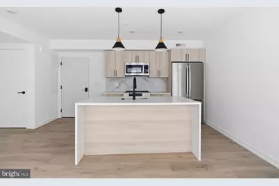 208 Vine Street #2F, Philadelphia, PA 19106 - Photo 3