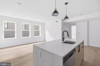 208 Vine Street #2F, Philadelphia, PA 19106 - Photo 7