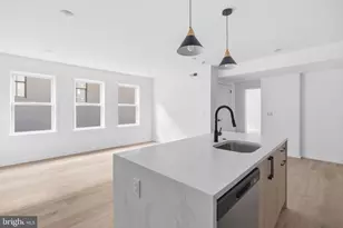208 Vine St, Philadelphia, PA 19106 - Photo 7
