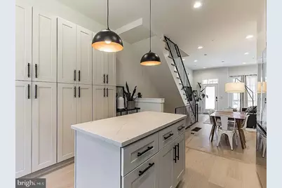 2013 Abigail Street, Philadelphia, PA 19125 - Photo 9