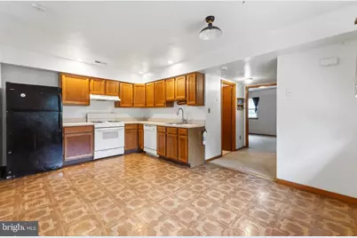 200 Robbins Street, Philadelphia, PA 19111 - Photo 17