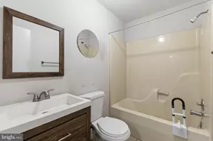 200 Robbins St, Philadelphia, PA 19111 - Photo 9