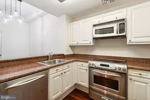 1500 Chestnut St, Philadelphia, PA 19102 - Photo 11