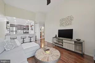 1601 Spring Garden St, Philadelphia, PA 19130 - Photo 3